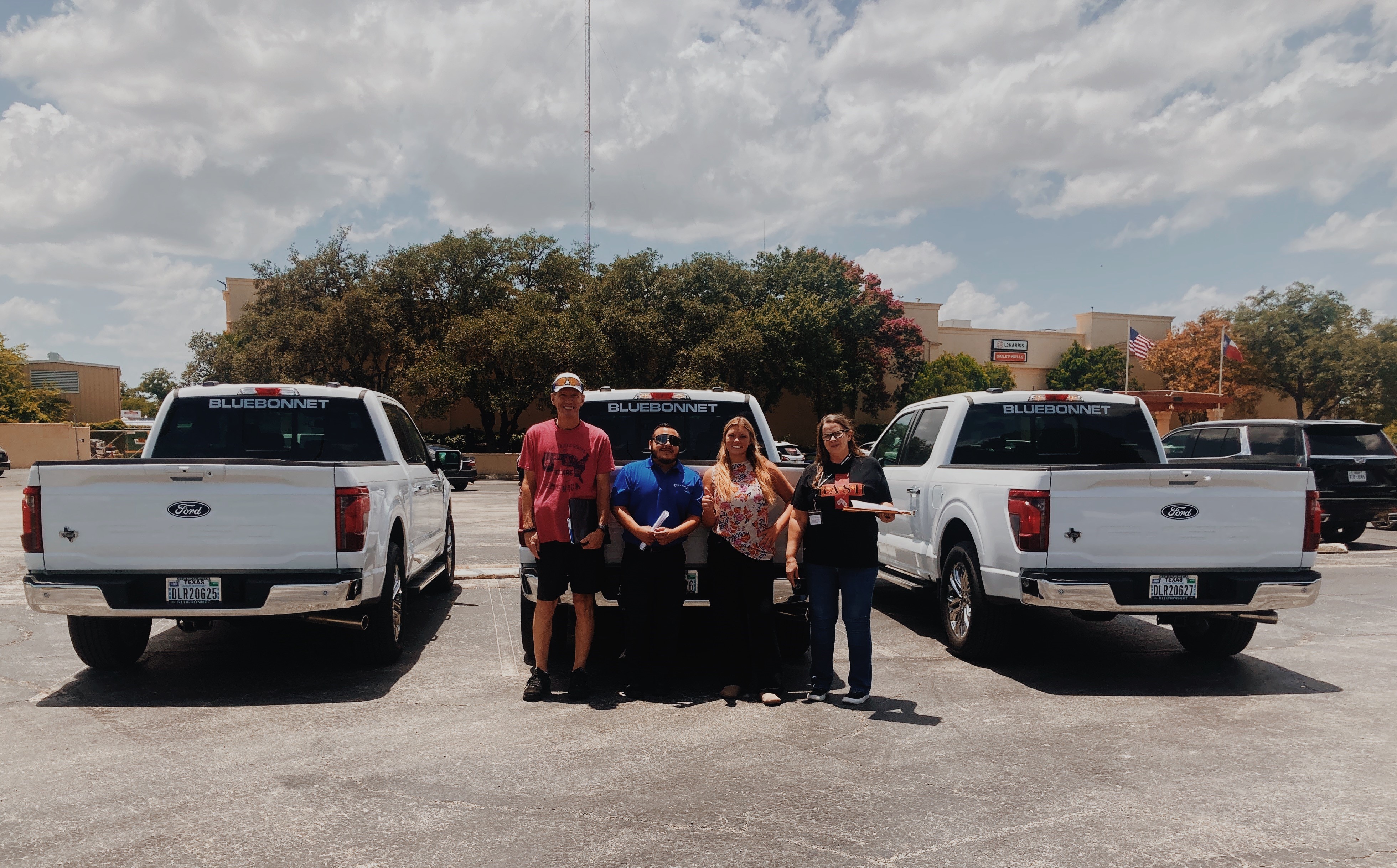 Bluebonnet Motors loans Ford vehicles to the American Red Cross so they can be used to distribute supplies and volunteers to support those impacted by Texas flooding.